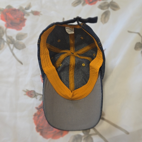 Skull cap - Picture 2 of 2